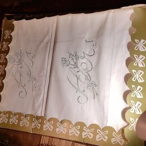 Vintage his and hers pillow cases Crestline